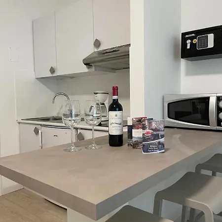 Aparthotel Roma 3*