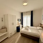 Ξενοδοχείο με διαμερίσματα Roma Μαλτσεζίνε